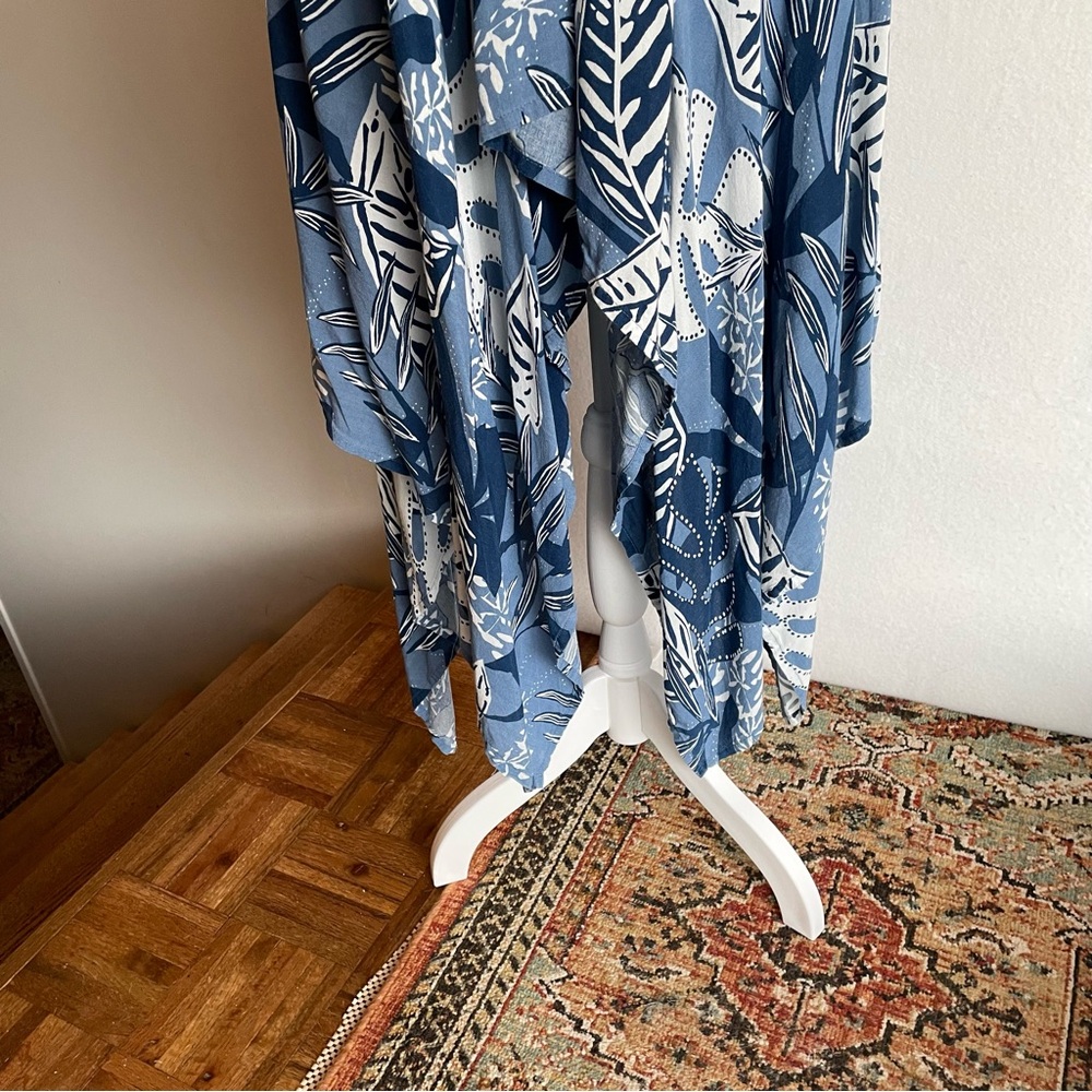 Goa Swim Cover-up with Handkerchief hem in Tropical Print, Size M - Picture 8 of 11
